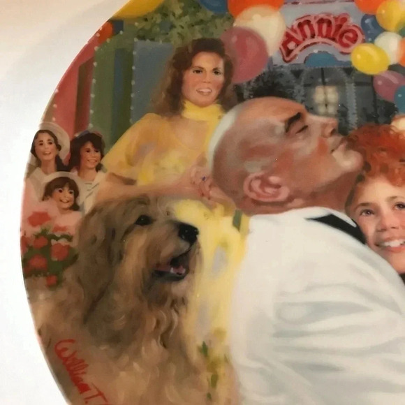 Annie and Daddy Warbucks the finale Collectors Plate vintage Edwin m Knowles - Picture 3 of 8